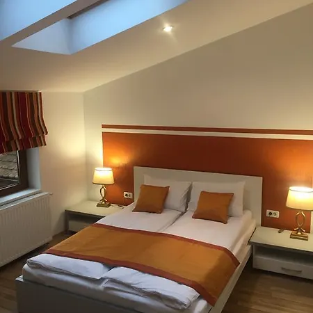 Lejlighed Attic - Unirii Square *